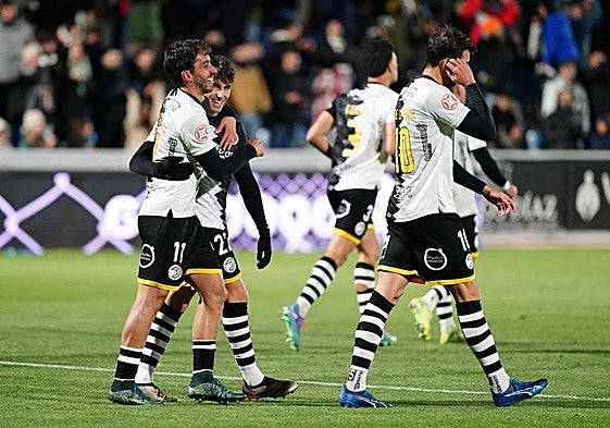 Unionistas se gana el derecho a soñar alto: así está la tabla en el Grupo I de la Primera Federación