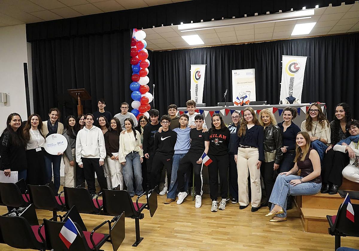 Imagen de la entrega de los diplomas DELF.