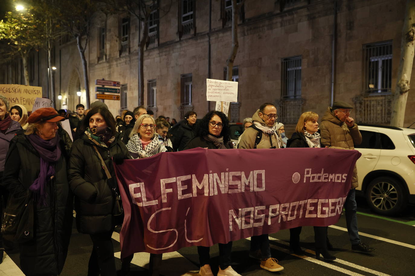 Por las que están y por las que faltan: un 25-N que multiplica el compromiso en Salamanca, en imágenes