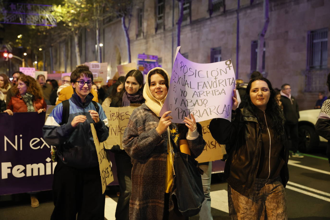 Por las que están y por las que faltan: un 25-N que multiplica el compromiso en Salamanca, en imágenes