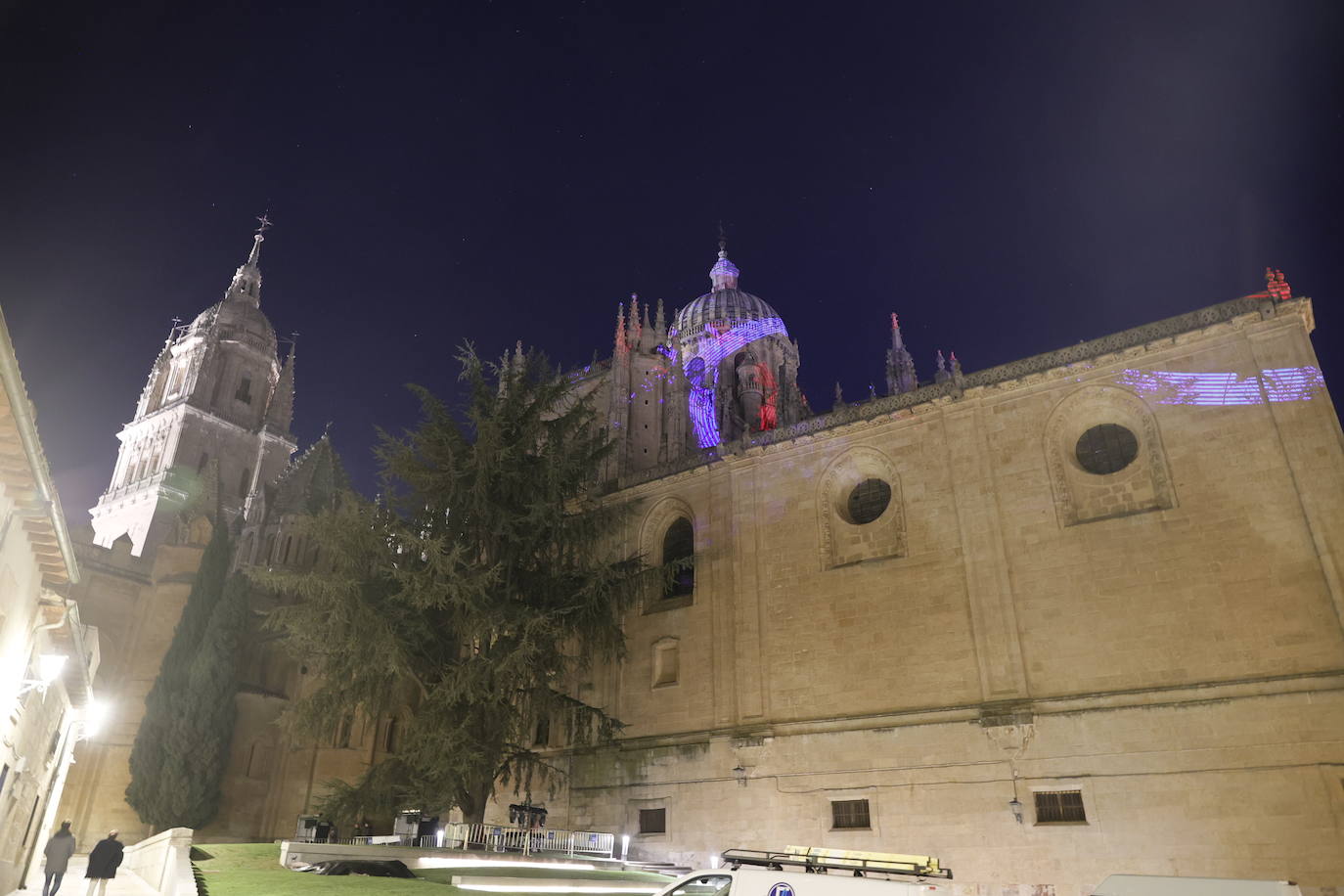 El encanto de la Navidad recala en Salamanca: el jardín mágico del Huerto, en imágenes