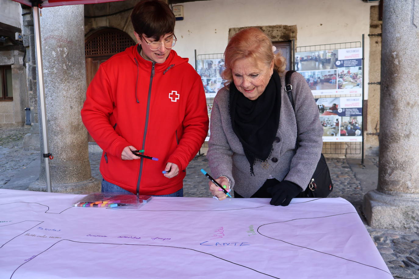 Un centenar de mayores participa en el proyecto &quot;Vincúlate&quot; de Cruz Roja en La Alberca