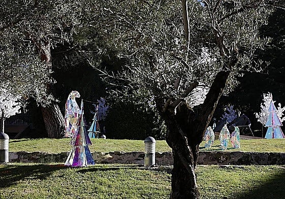 Imagen de las figuras mostradas en los Jardines de Santo Domingo estas Navidades.