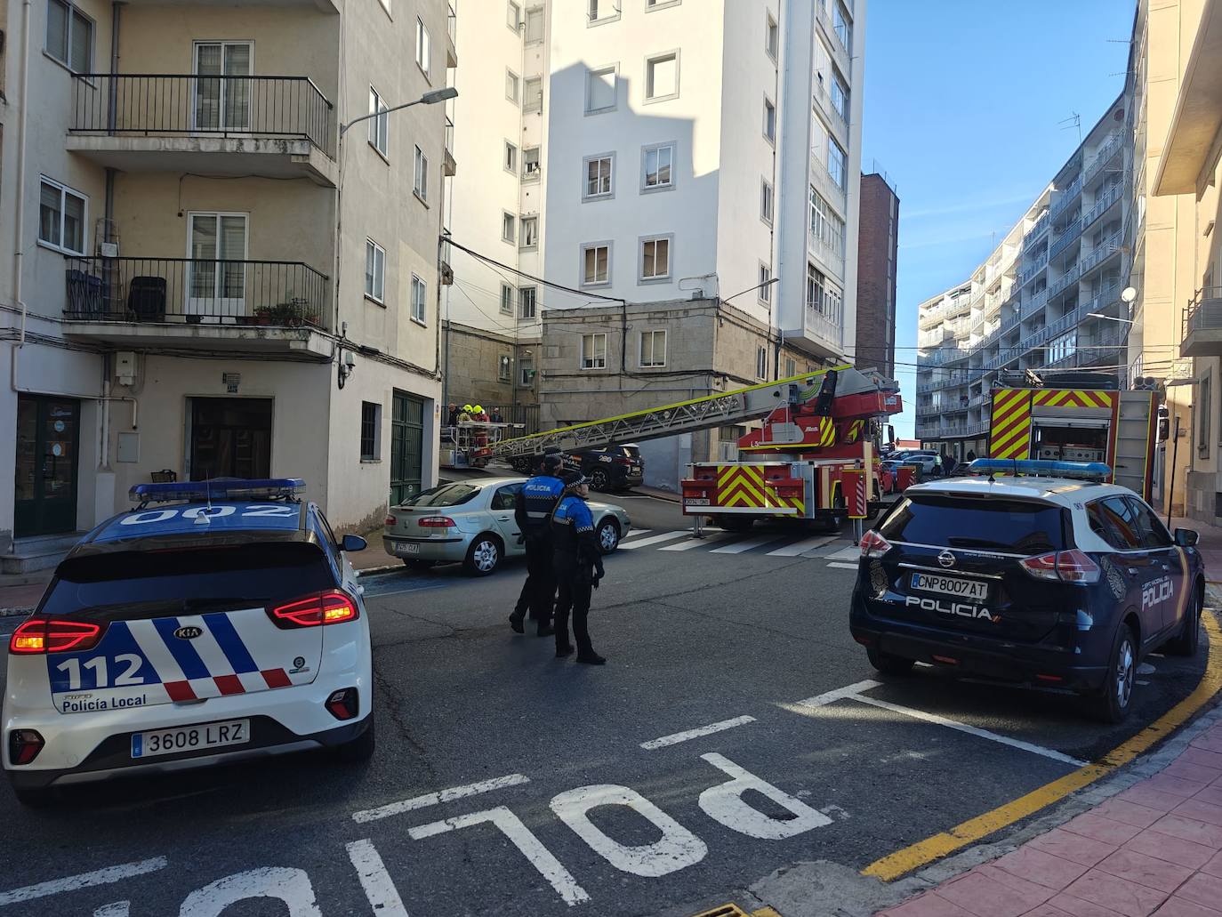 Dos personas &#039;rescatadas&#039; de la comisaría de Policía de Béjar en un simulacro conjunto con los Bomberos