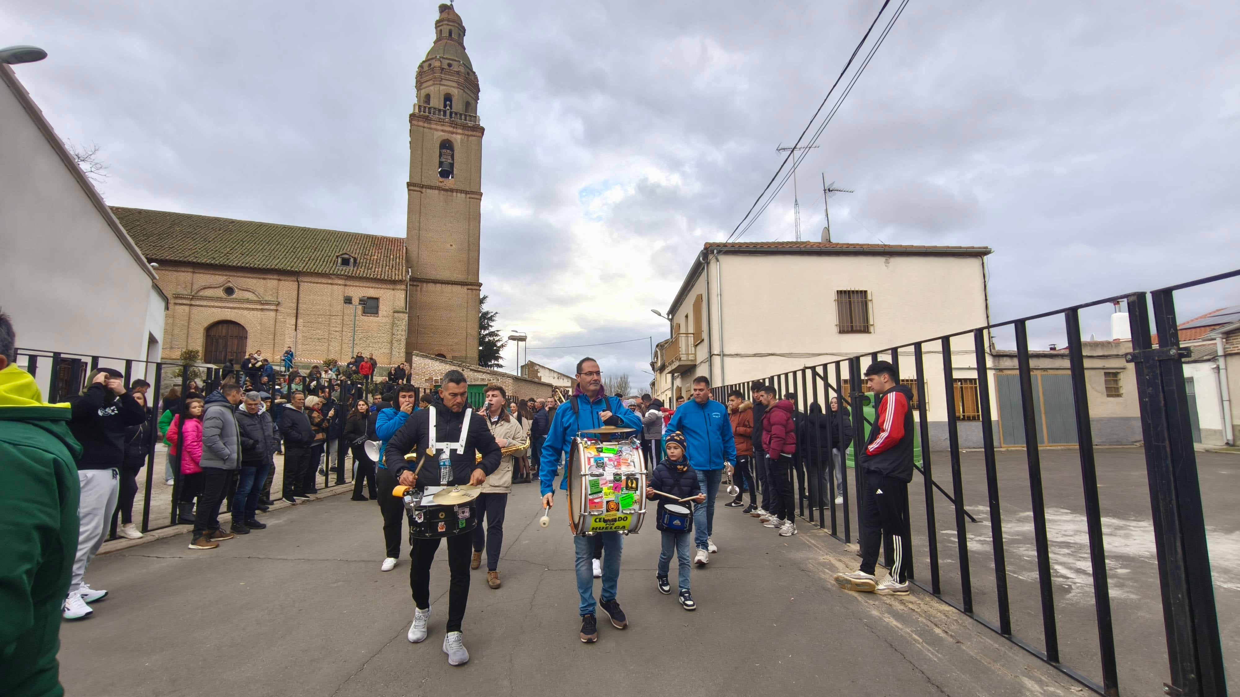 El Toro de San Andrés llena las calles de Palaciosrubios