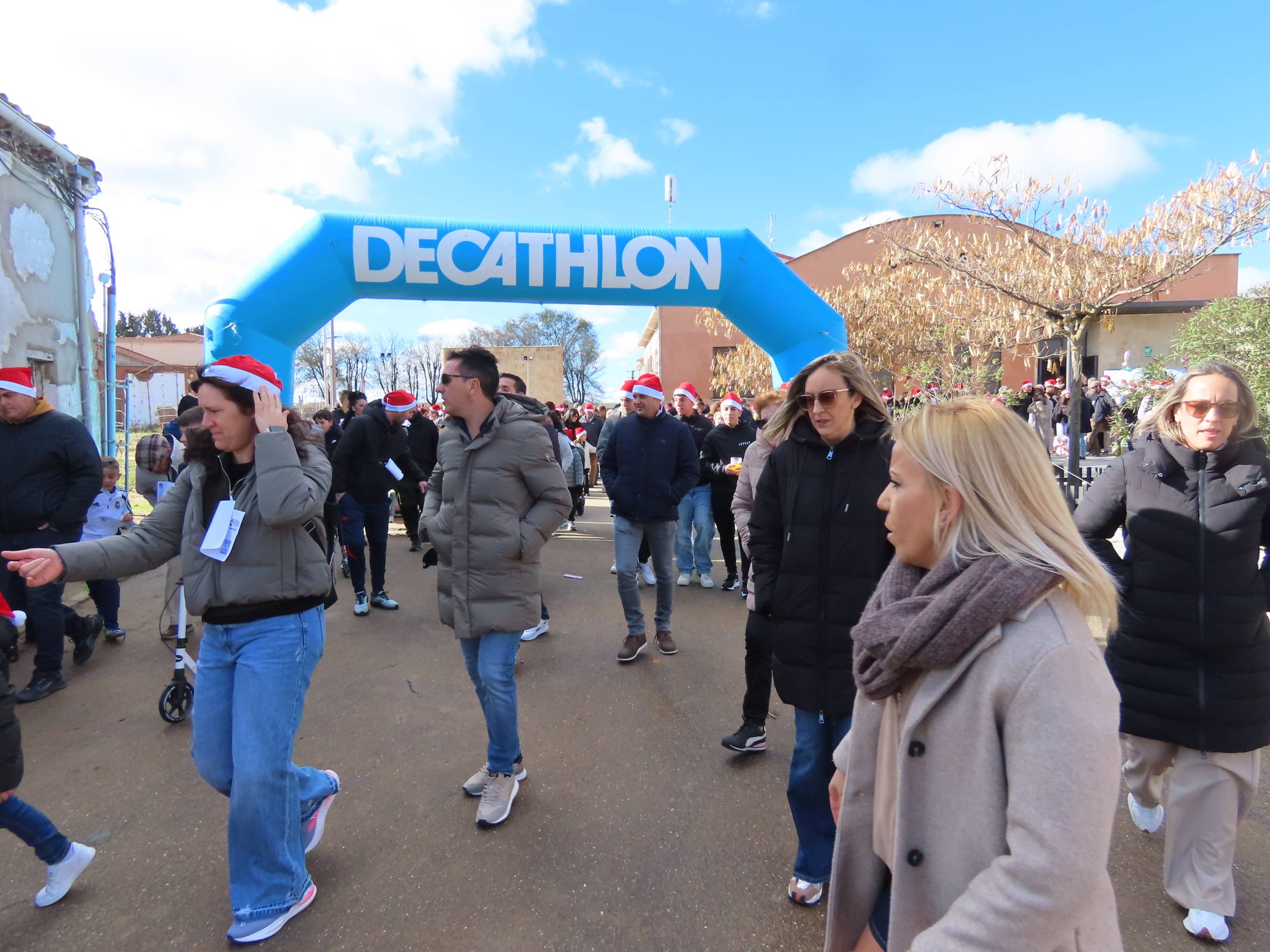 Pasos solidarios con acento navideño en Babilafuente