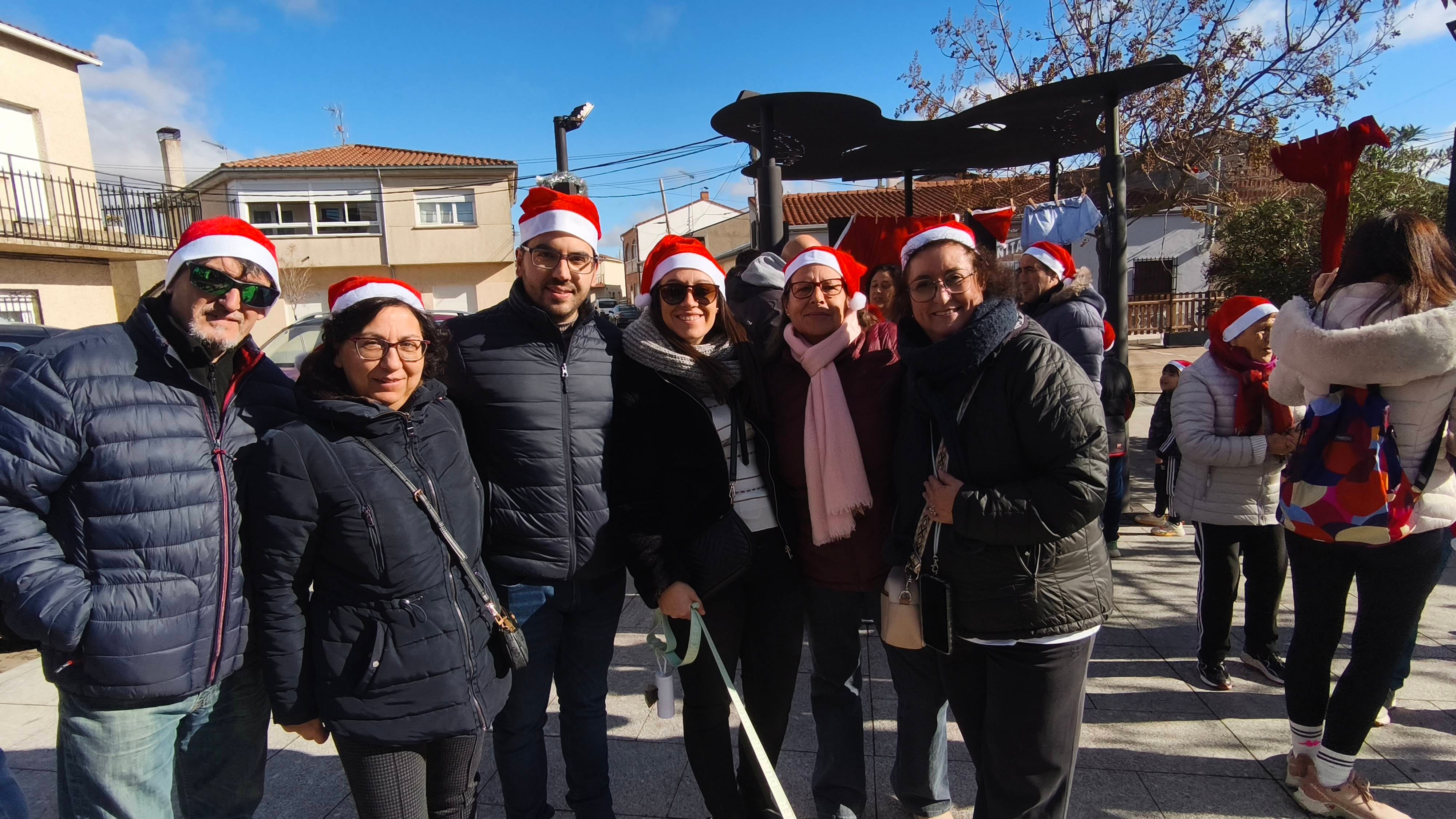 Pasos solidarios con acento navideño en Babilafuente