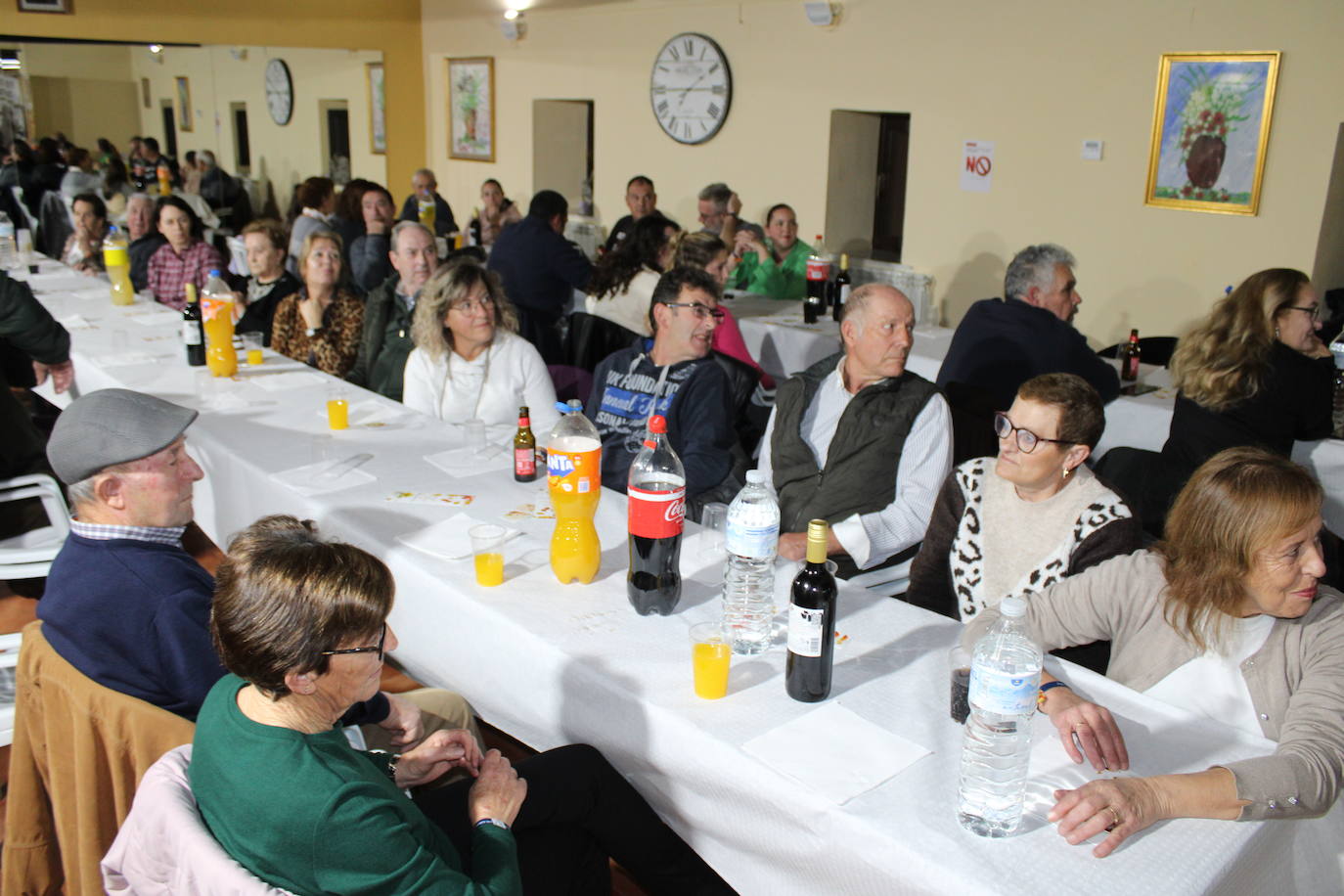El sabor de las castañas y el chocolate despiden el mes de noviembre en Frades de la Sierra