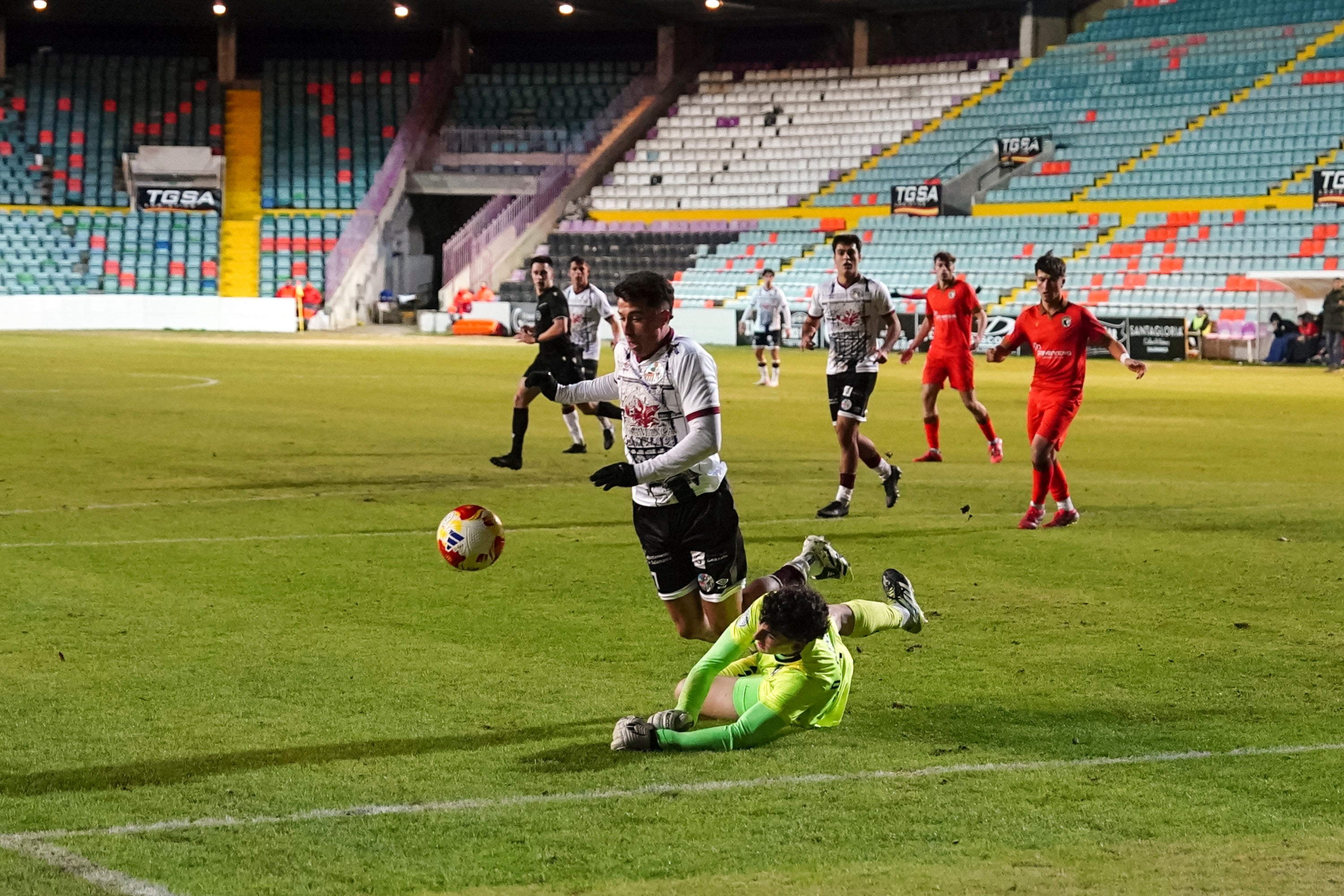 El Salamanca UDS - Burgos Promesas, en imágenes