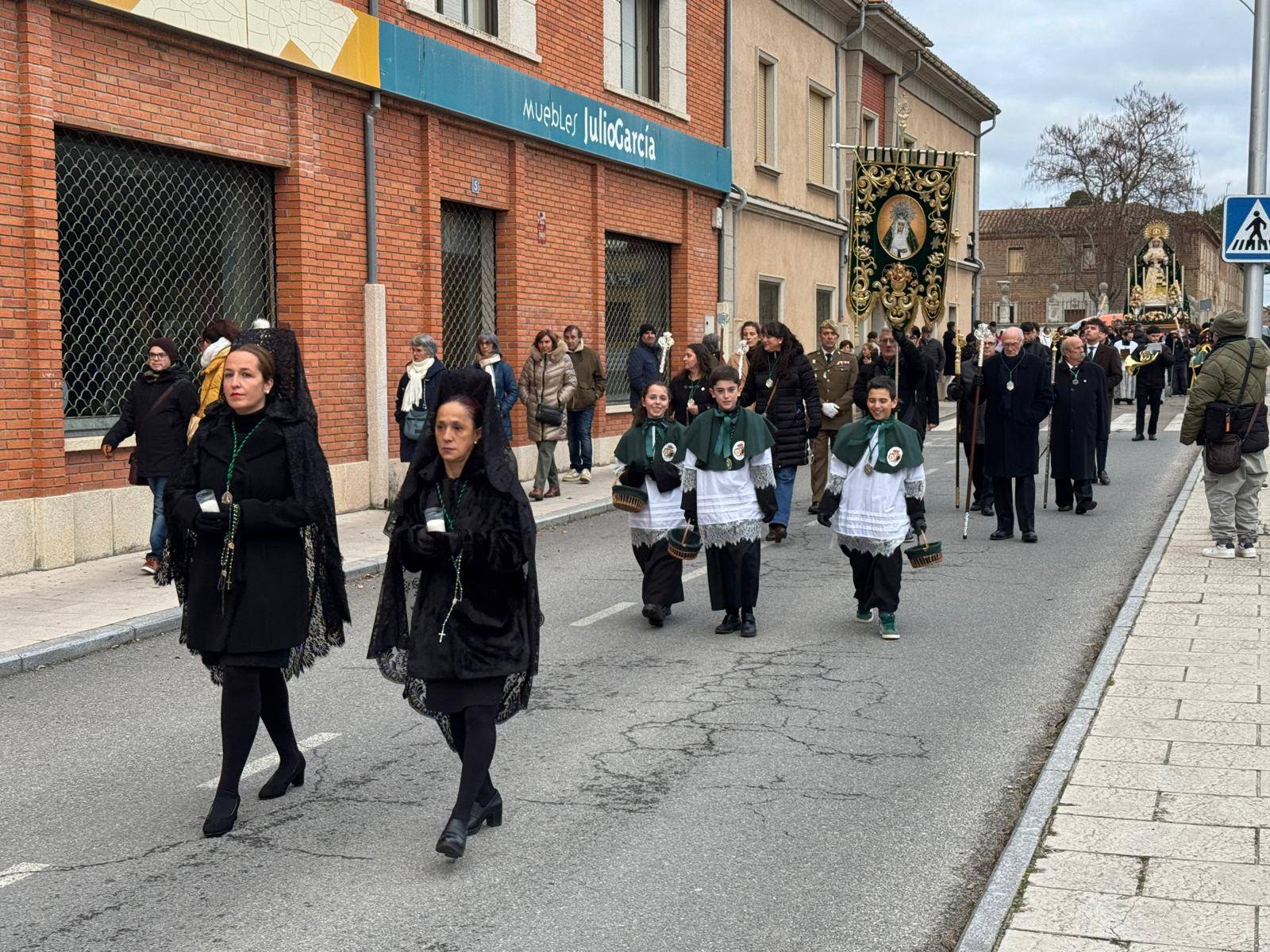 La Virgen de la Esperanza visita las residencias de Peñaranda