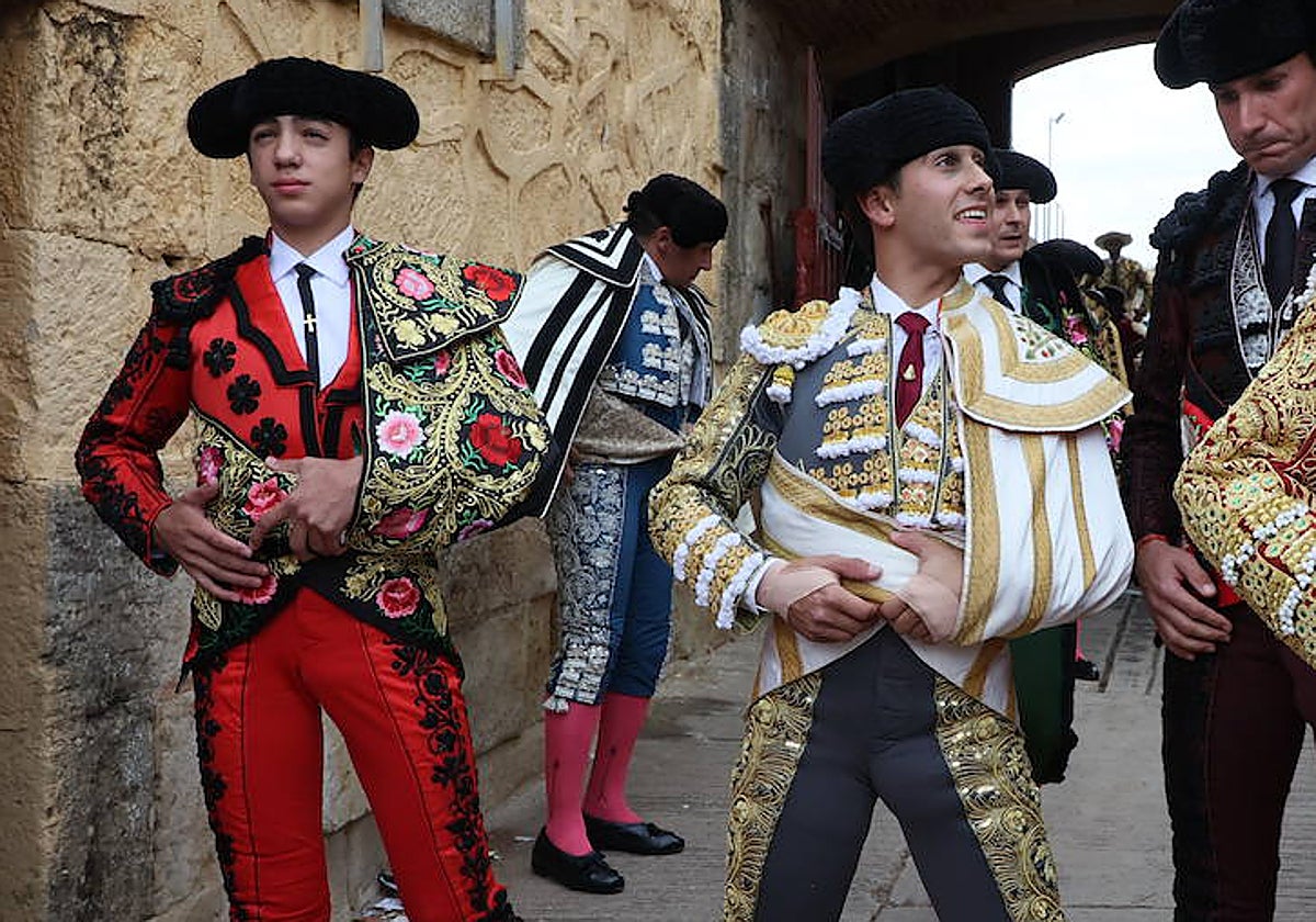 Marco Pérez e Ismael Martín, en el patio de cuadrillas de La Glorieta.
