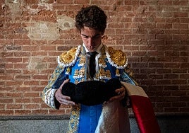 Víctor Hernández, en el patio de cuadrillas de Las Ventas.