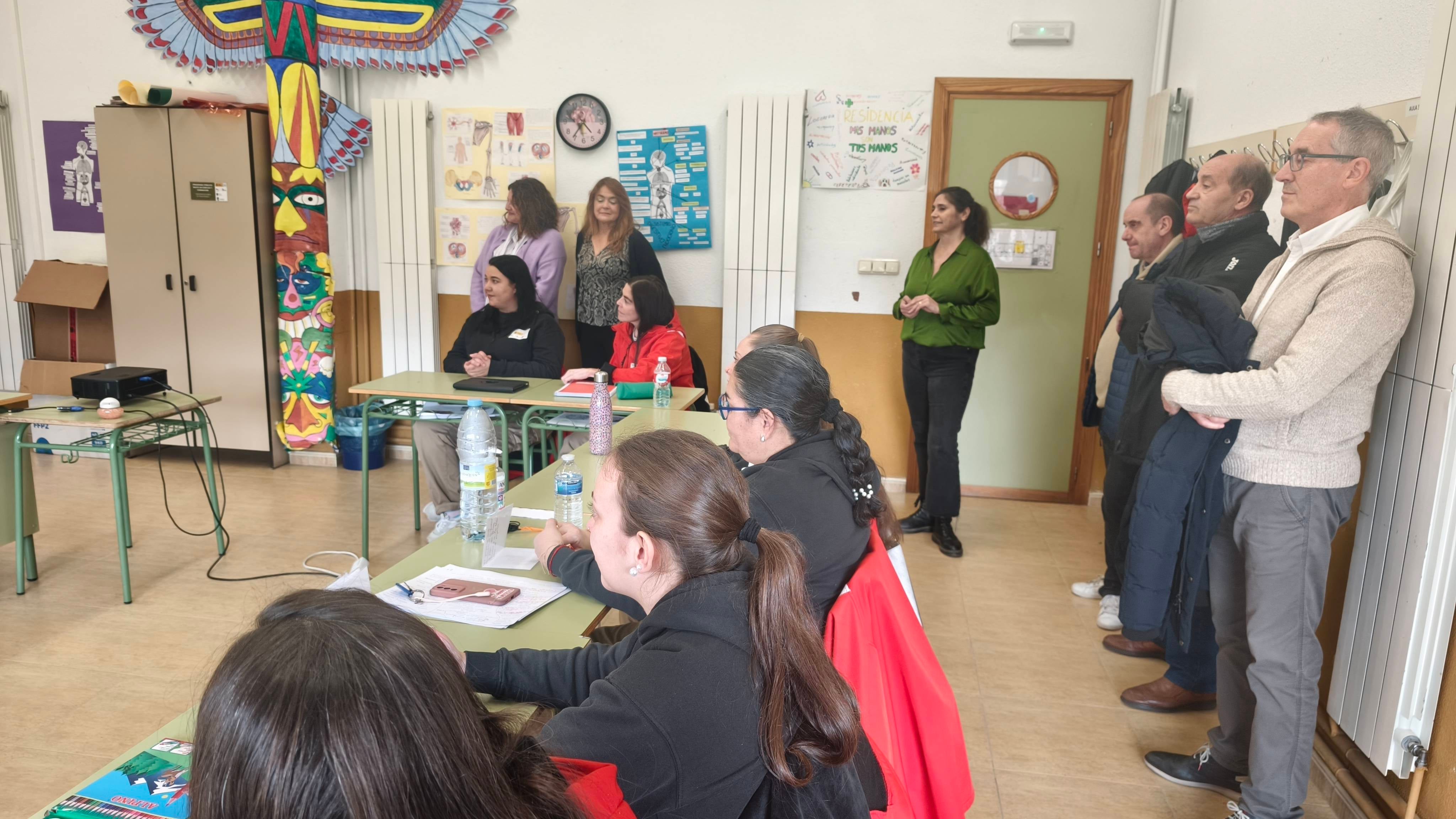 La formación con acceso al mercado laboral que reciben diez personas en Macotera