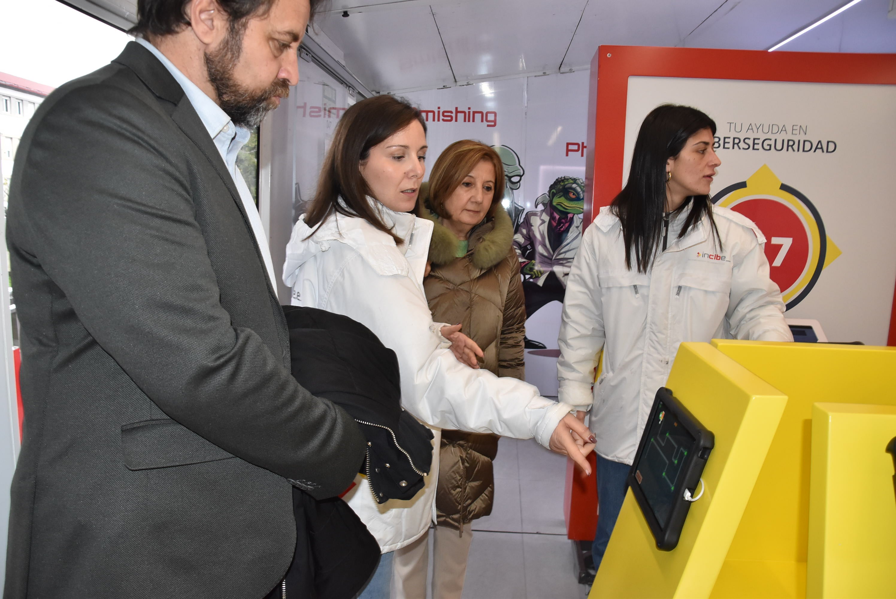 El Gobierno central acerca la ciberseguridad a escolares y ciudadanos de Béjar