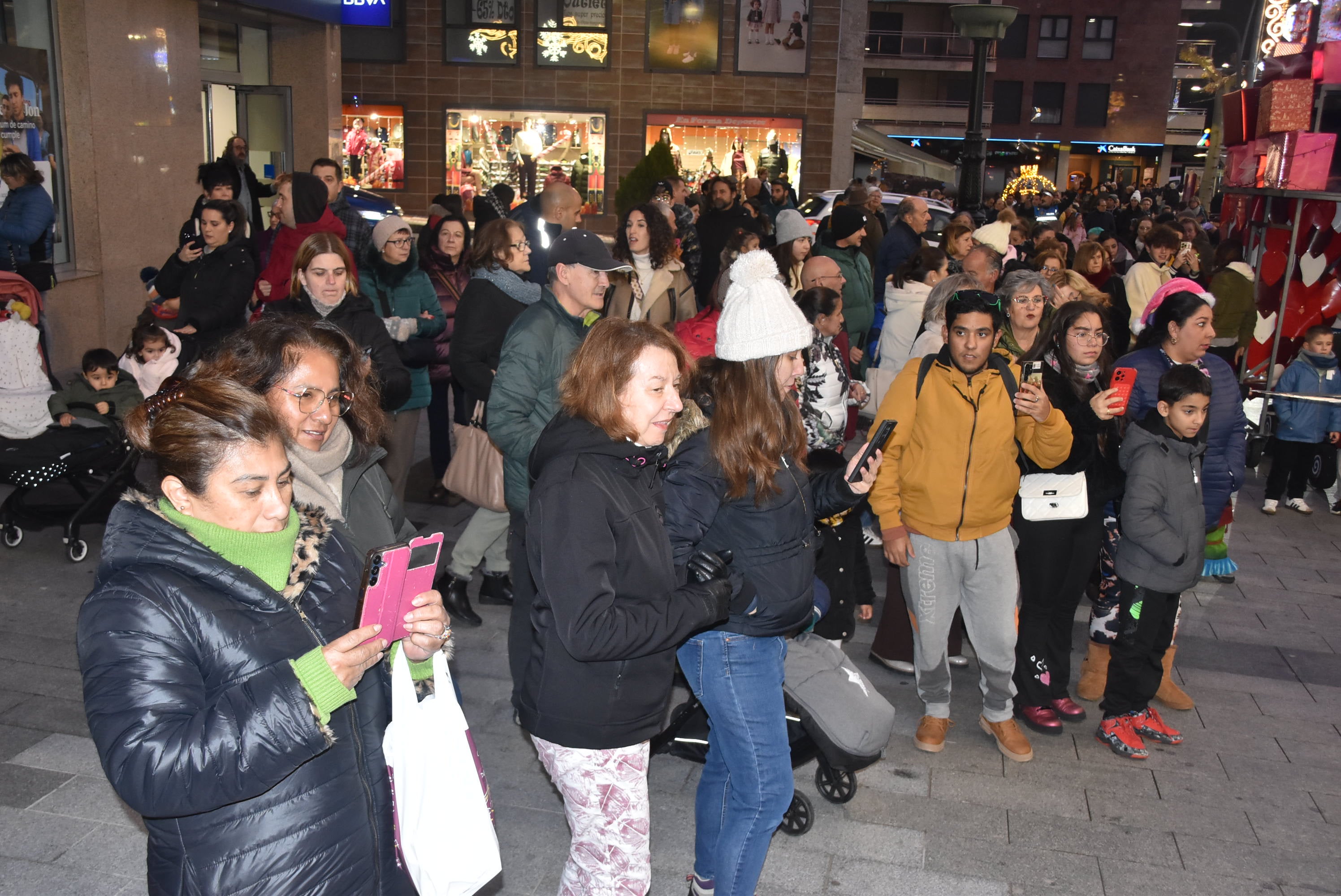Béjar inicia la Navidad con la inauguración del alumbrado navideño