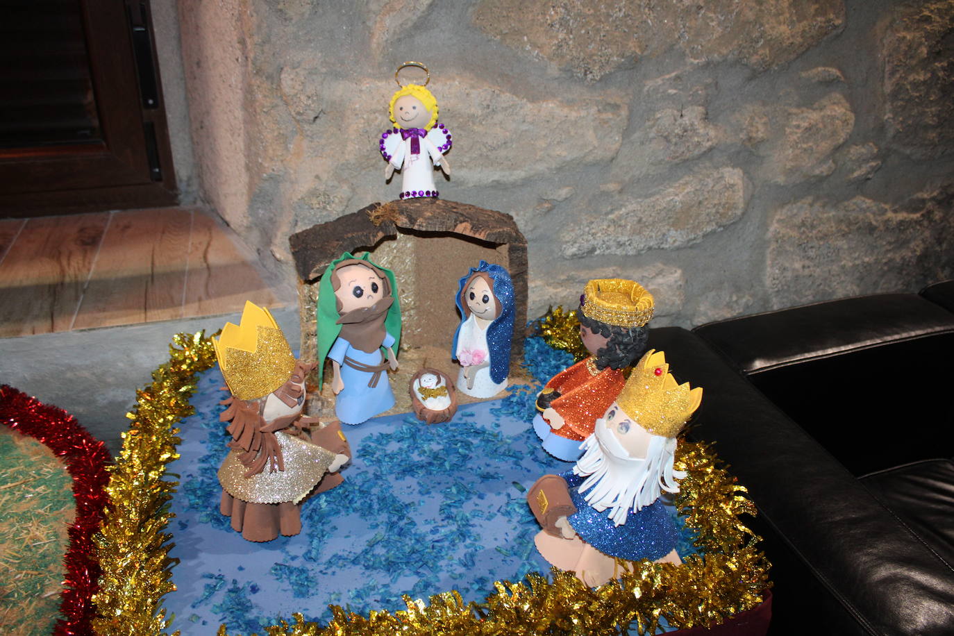 Béjar abre su muestra solidaria de belenes