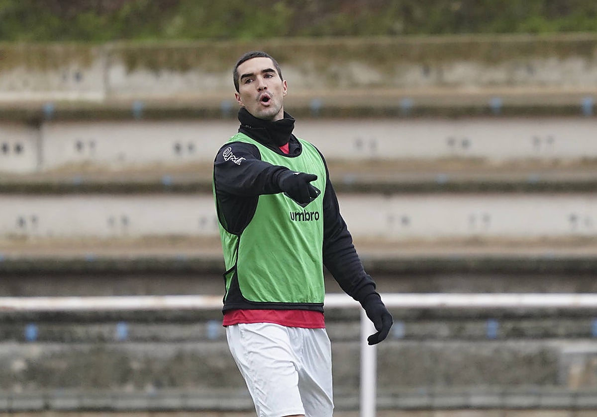 Iván Casado, durante el entrenamiento de este pasado jueves en Las Pistas.