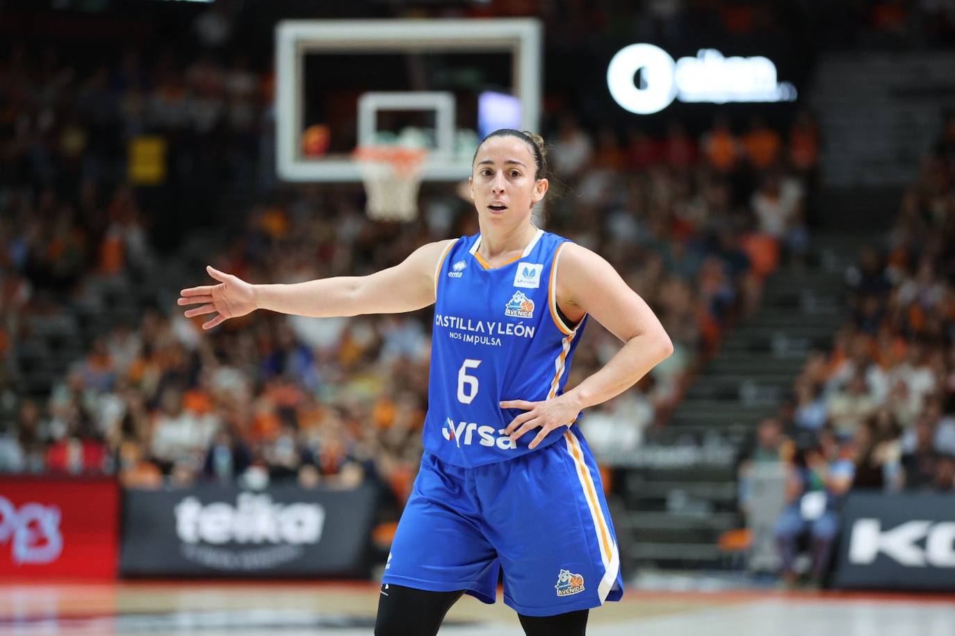 Silvia Domínguez, en un partido con el Perfumerías Avenida.