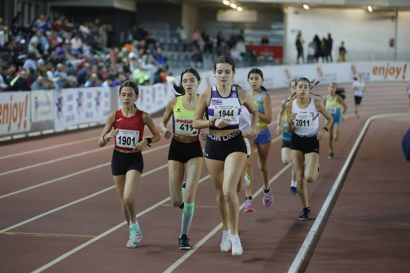 Las imágenes de una gran tarde de atletismo en la Carlos Gil Pérez