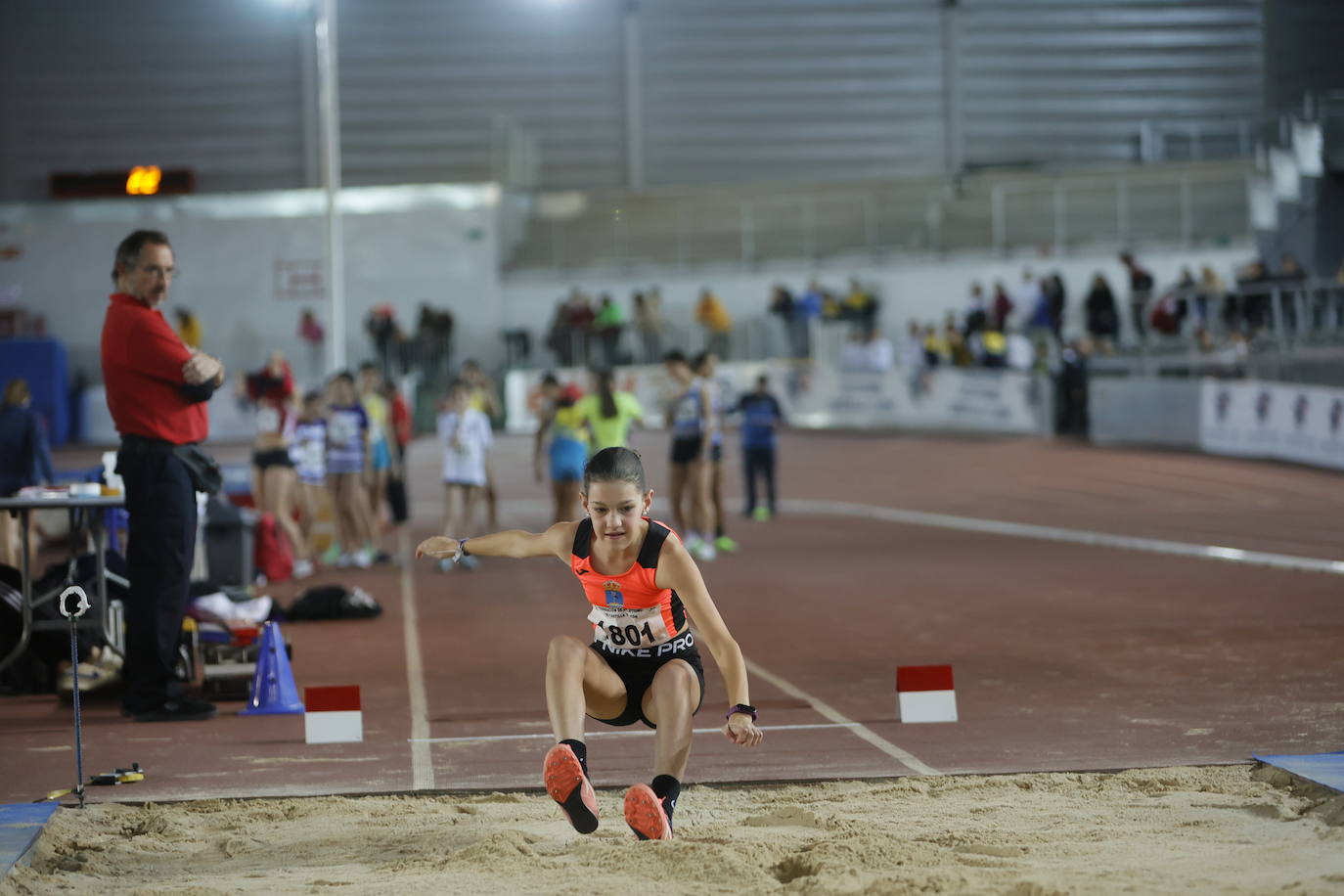 Las imágenes de una gran tarde de atletismo en la Carlos Gil Pérez