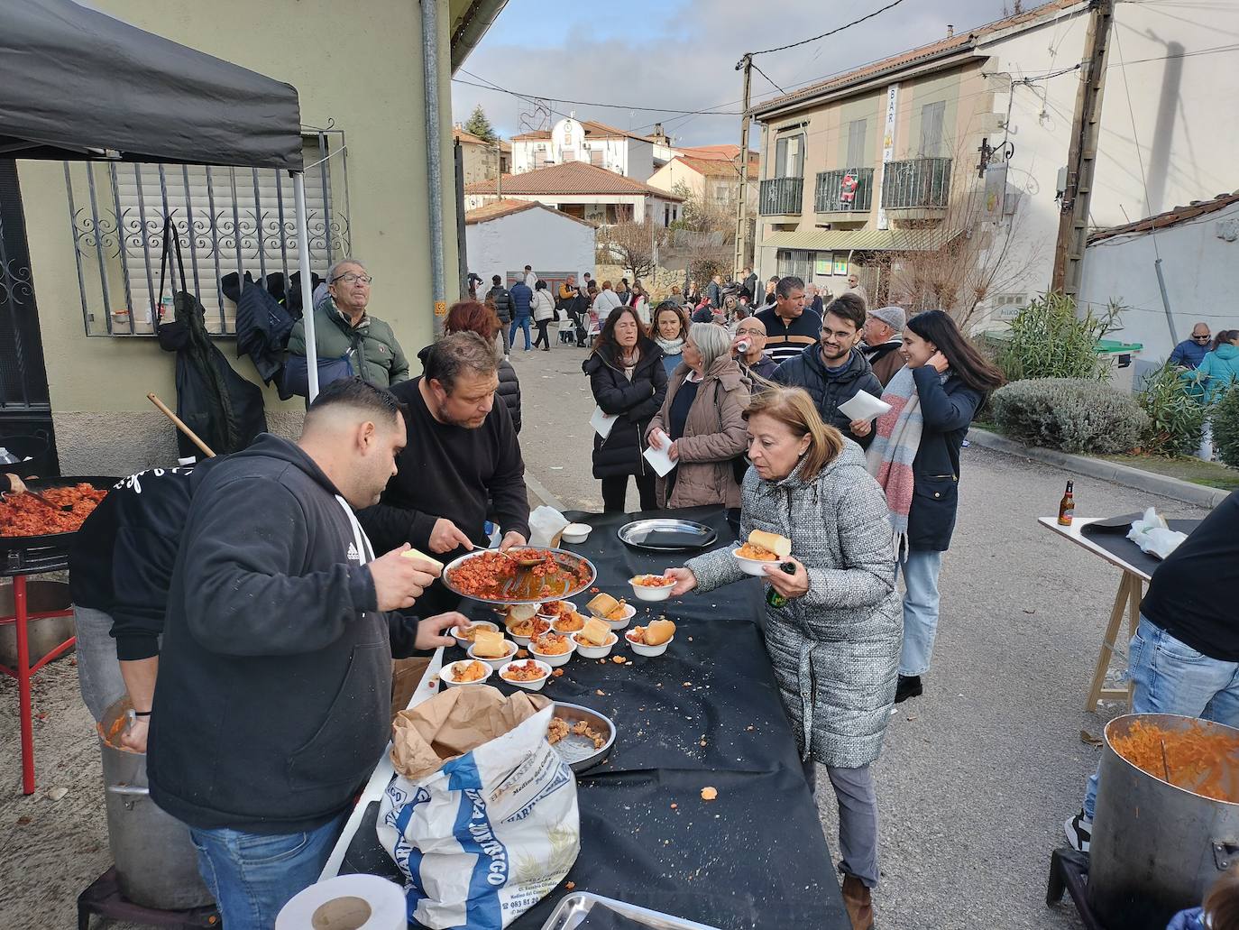 La matanza llena de nuevo Puente del Congosto