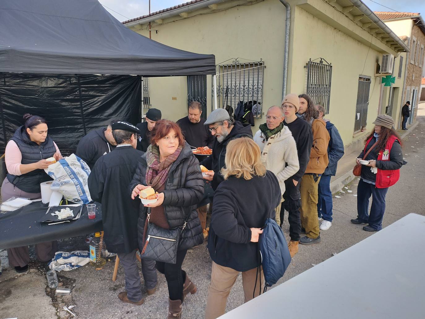La matanza llena de nuevo Puente del Congosto