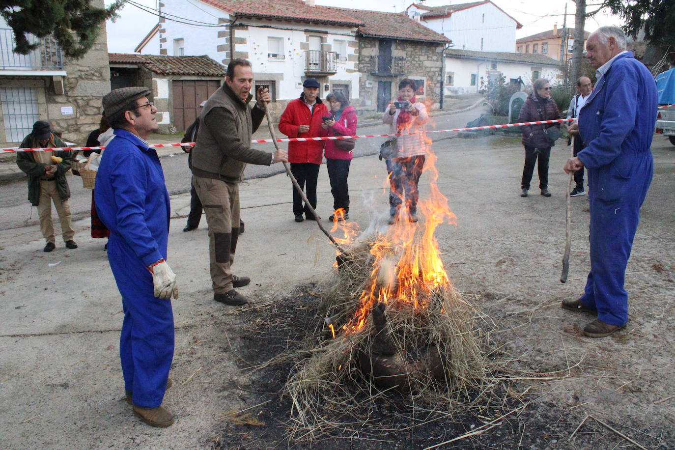 La matanza llena de nuevo Puente del Congosto