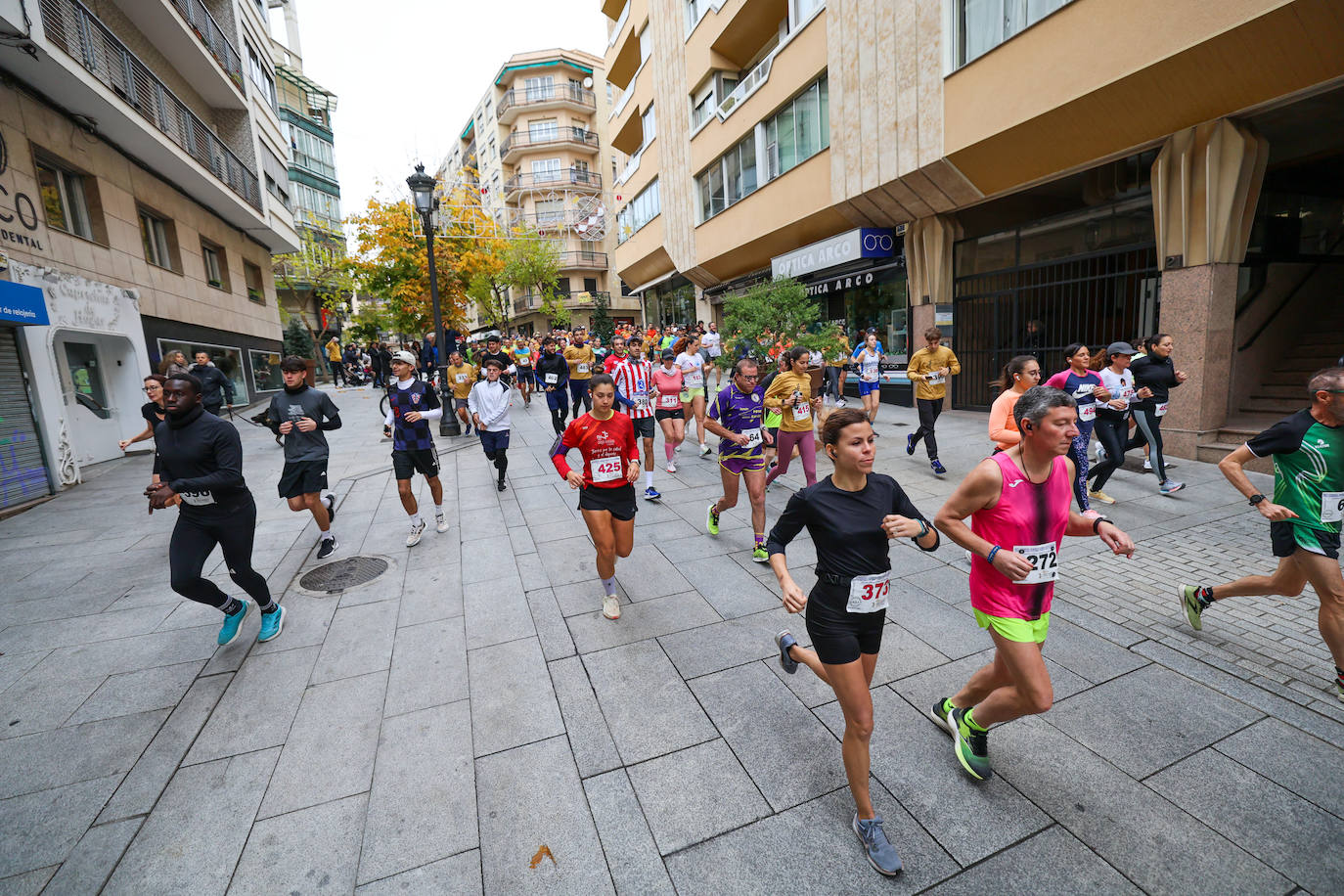 Salamanca corre con sus médicos y Javier Alves y Verónica Sánchez son los más rápidos