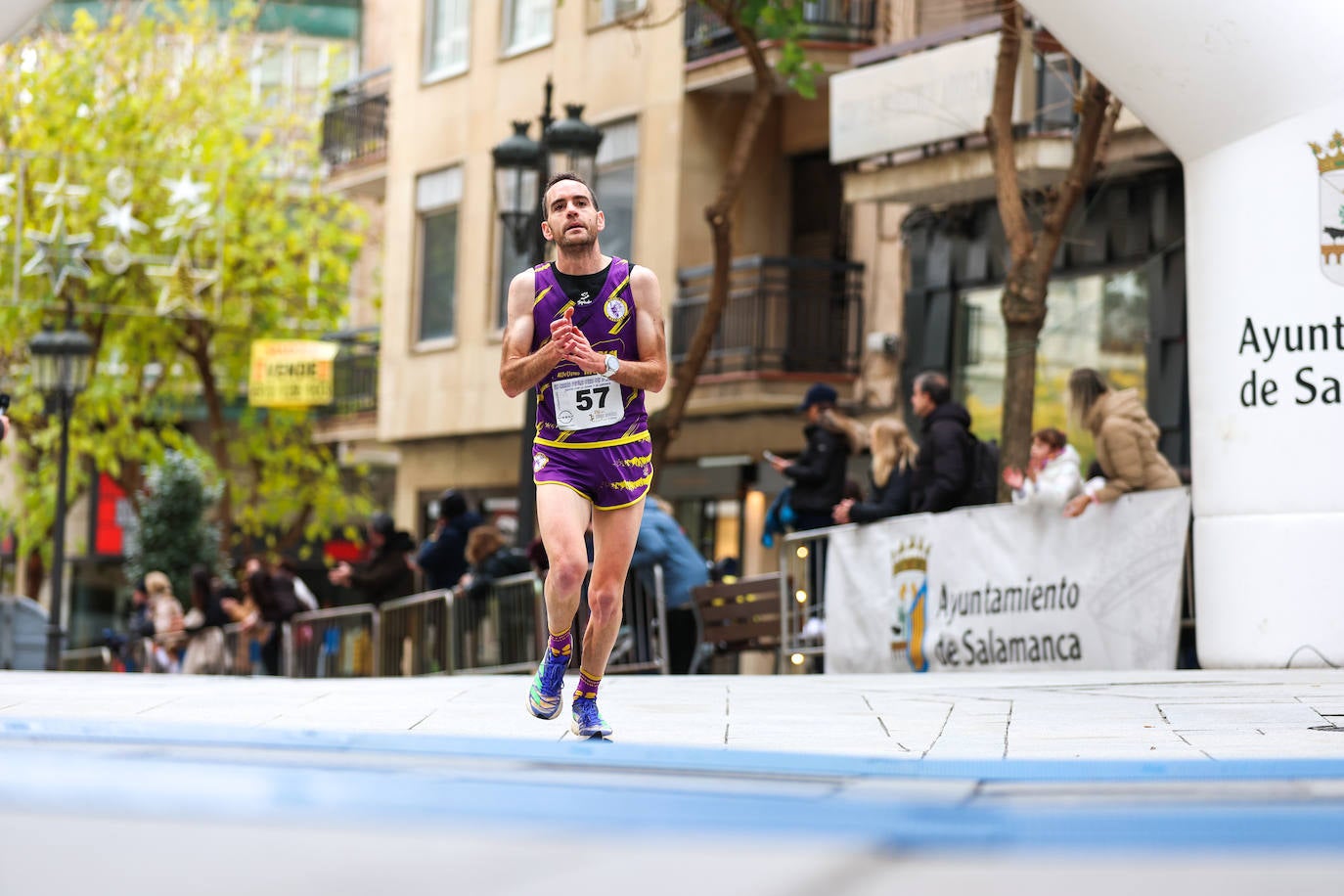 Salamanca corre con sus médicos y Javier Alves y Verónica Sánchez son los más rápidos