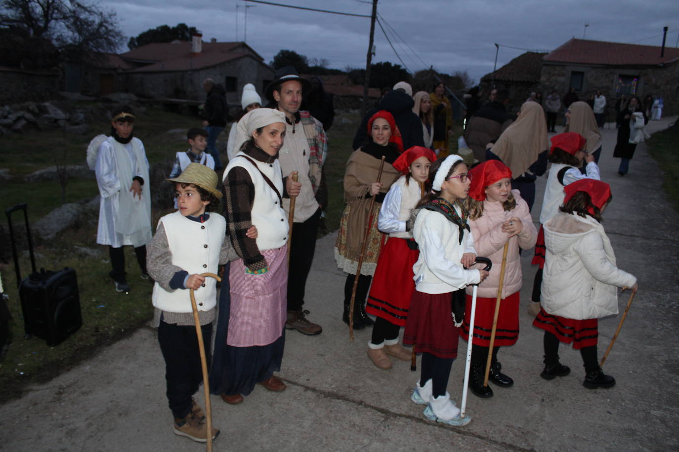 Gallegos de Solmirón celebra un original belén viviente