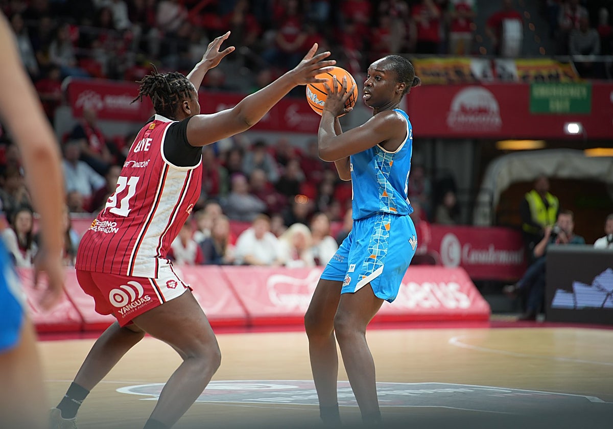 Djaldi-Tabdi, defendida por Gueye en el partido de este domingo.