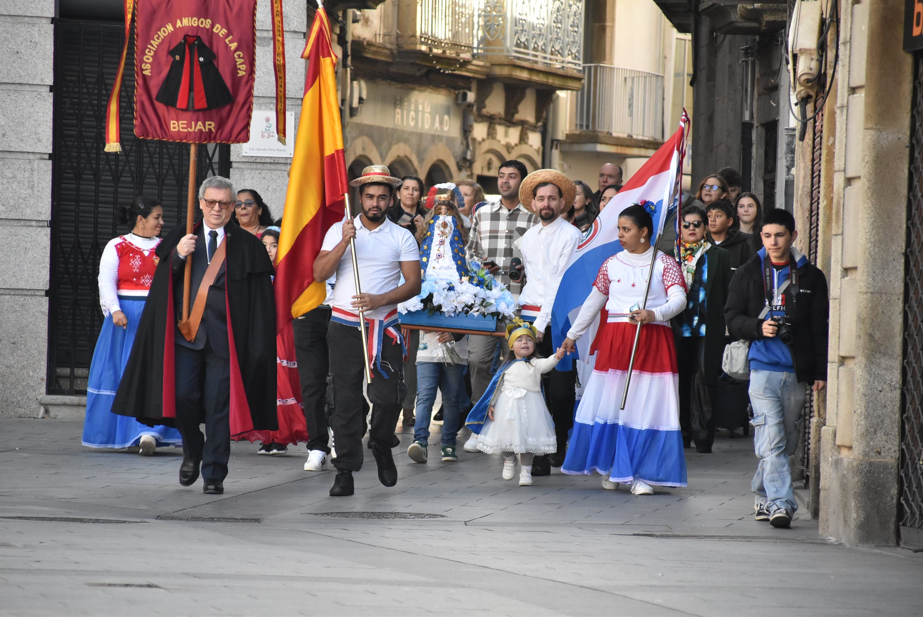 Procesión con la Virgen de Caacupé en Béjar