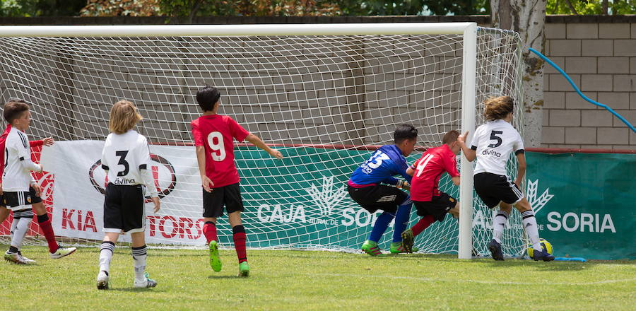 El Valencia gana el Torneo Nacional Alevín de Valvanera