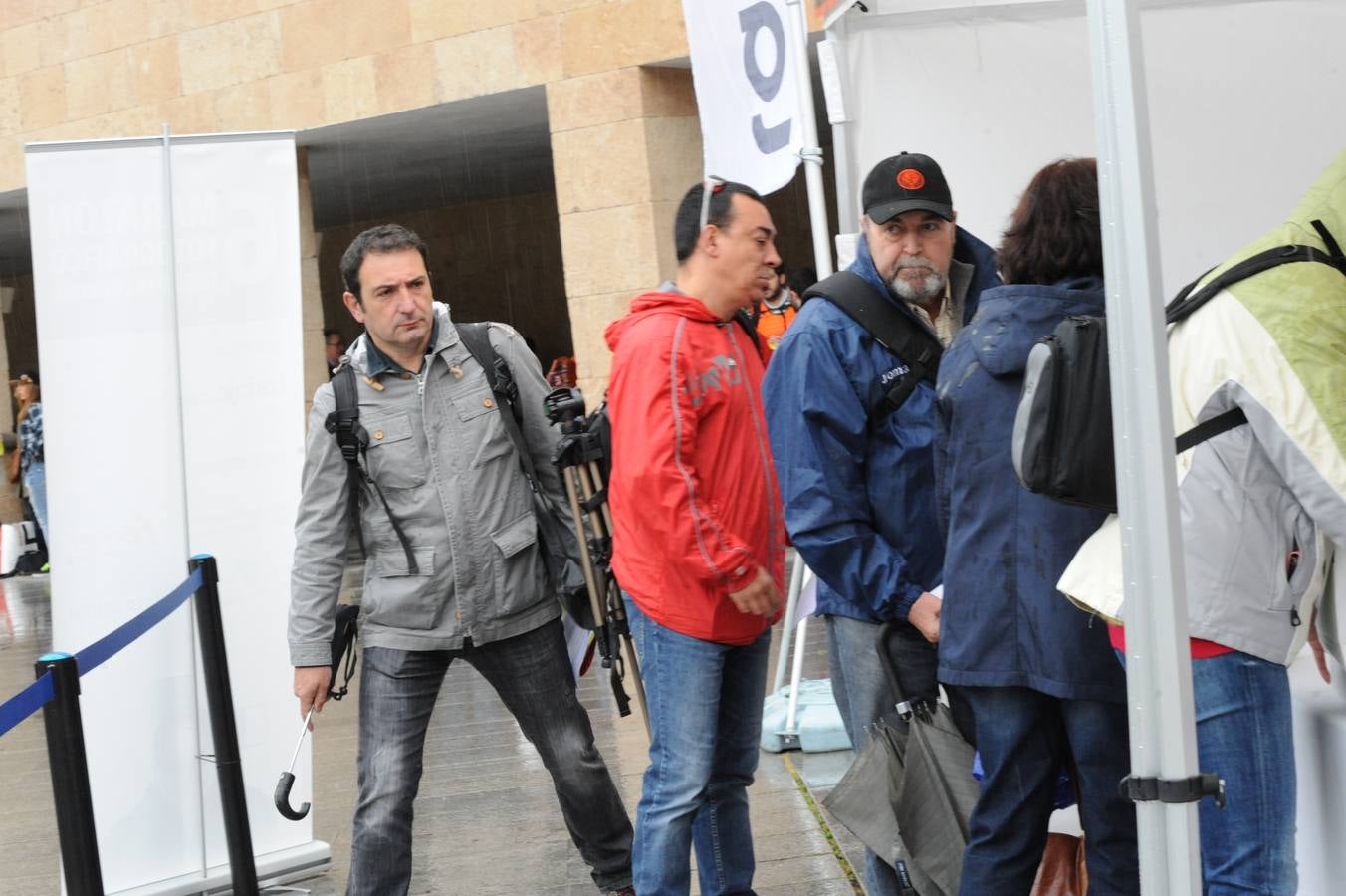 Más de doscientos fotógrafos invaden Logroño / Plaza del Ayuntamiento