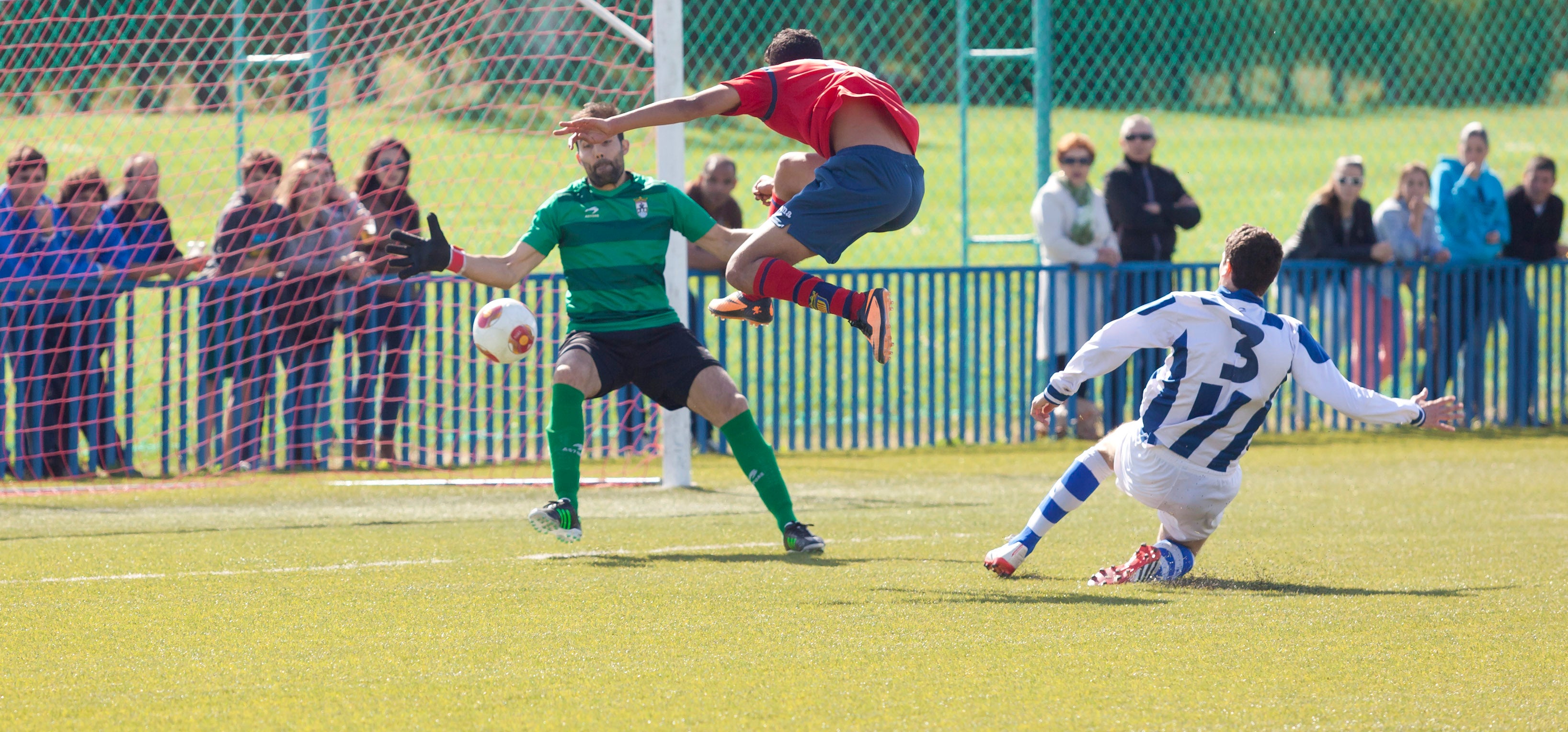 La antepenúltima jornada de Tercera en imágenes