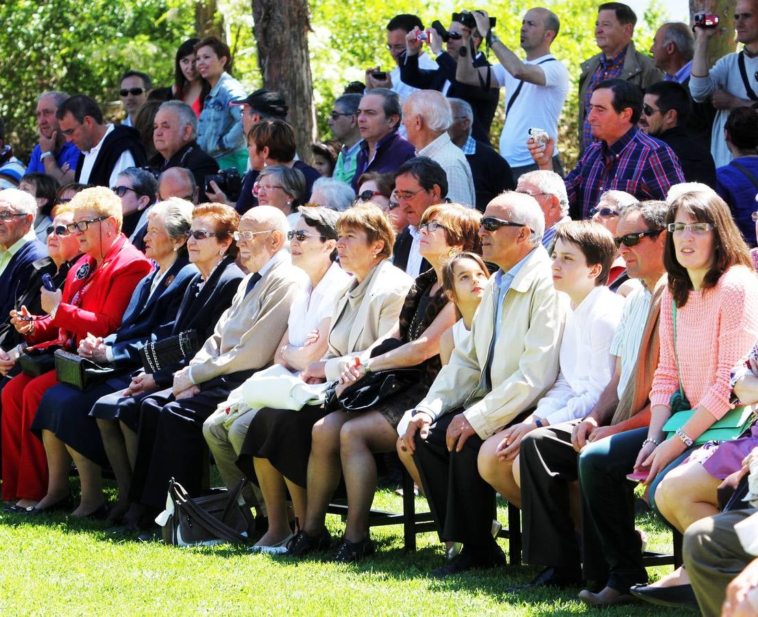 Las Doncellas procesionan en Sorzano