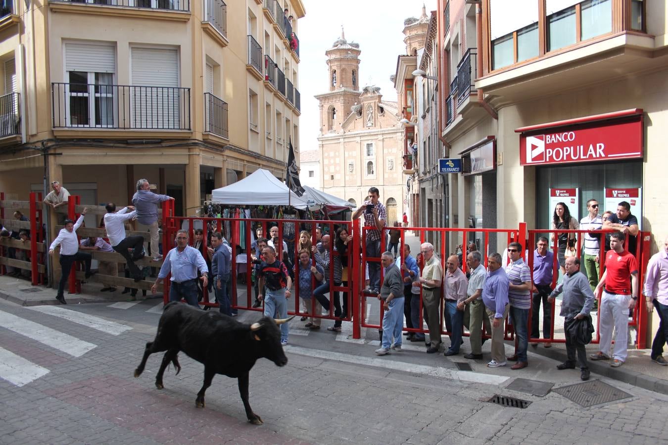 Alfaro despide las Fiestas de la Primavera