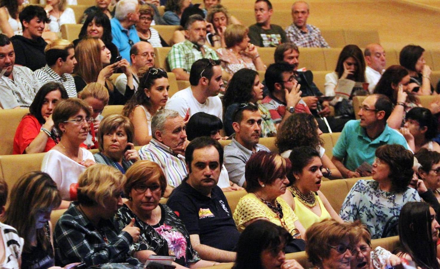 Chenoa triunfa en Logroño