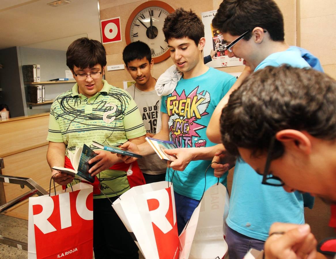 Alumnos del IES Samaniego de Laguardia visitan las instalaciones de La Rioja