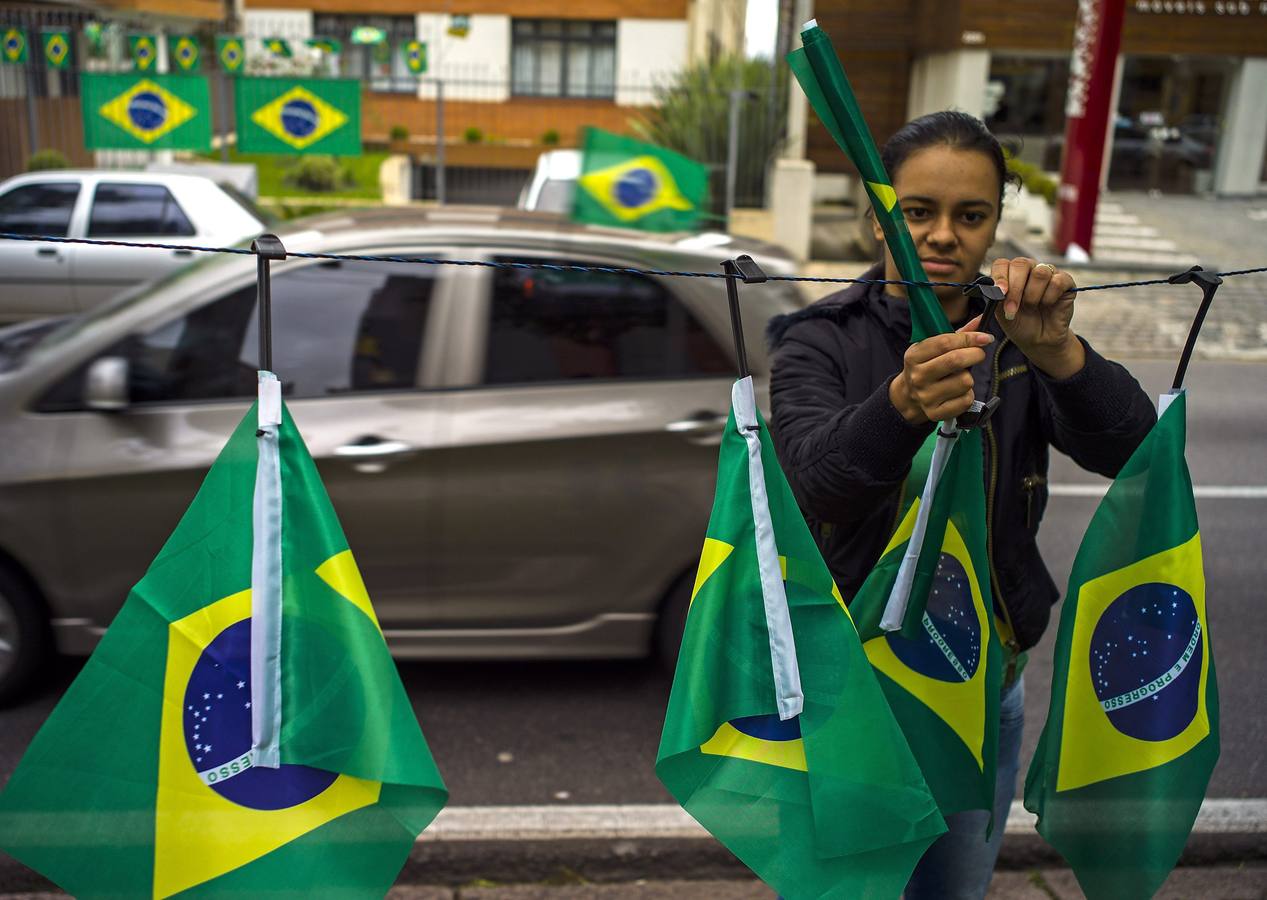 Mundial 2014: Ambiente de fútbol en las calles de Brasil