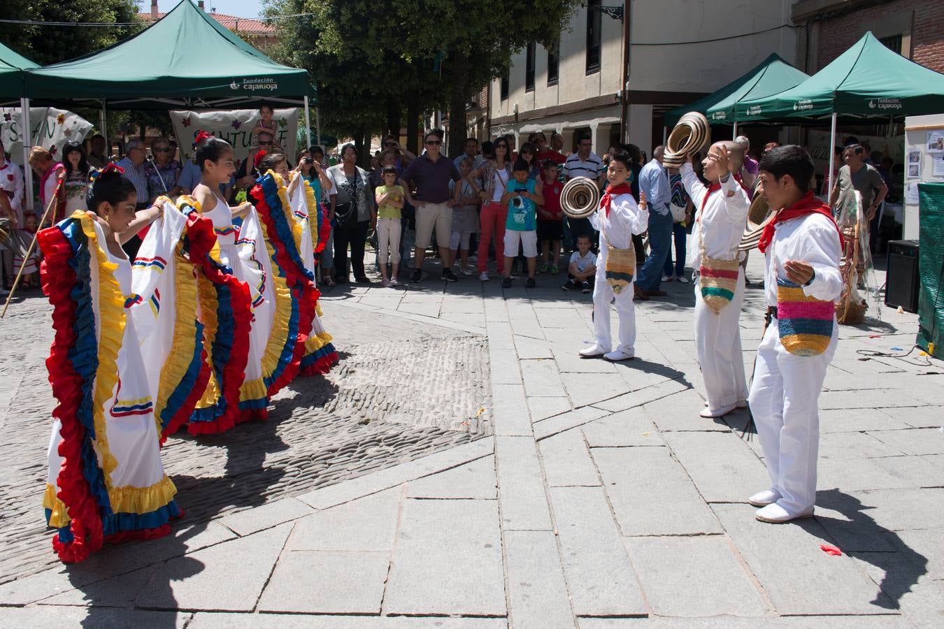 Santo Domingo acoge el Mercado Solidario de Cáritas