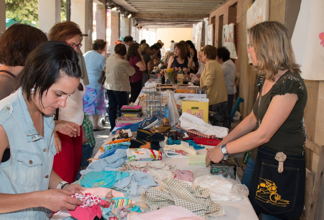 Santo Domingo acoge el Mercado Solidario de Cáritas