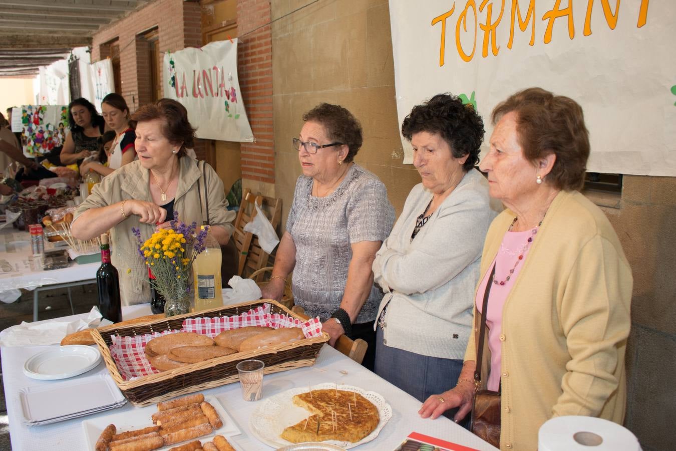 Santo Domingo acoge el Mercado Solidario de Cáritas