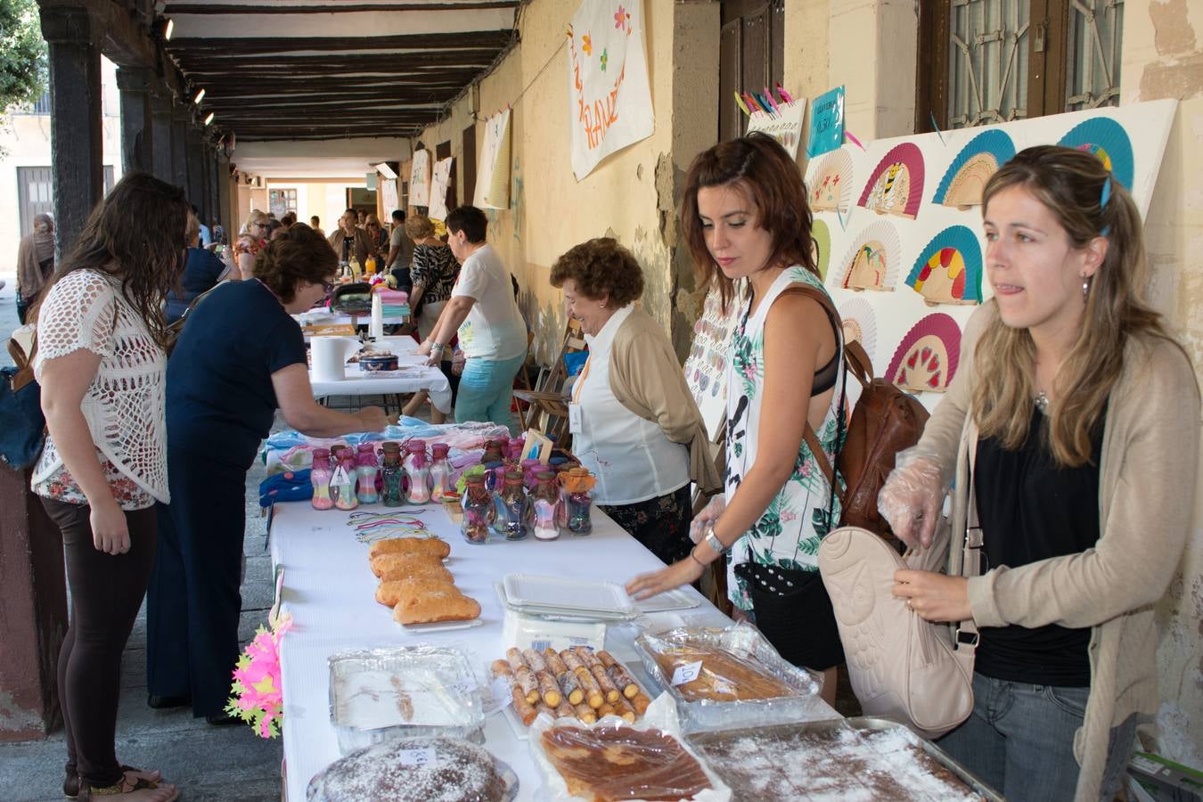 Santo Domingo acoge el Mercado Solidario de Cáritas