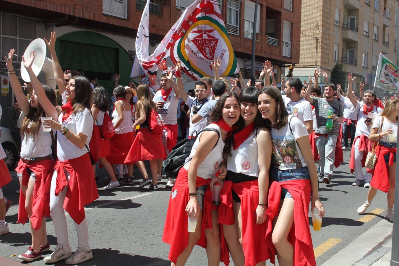 Pasacalles de la Concentración de Peñas en Arnedo