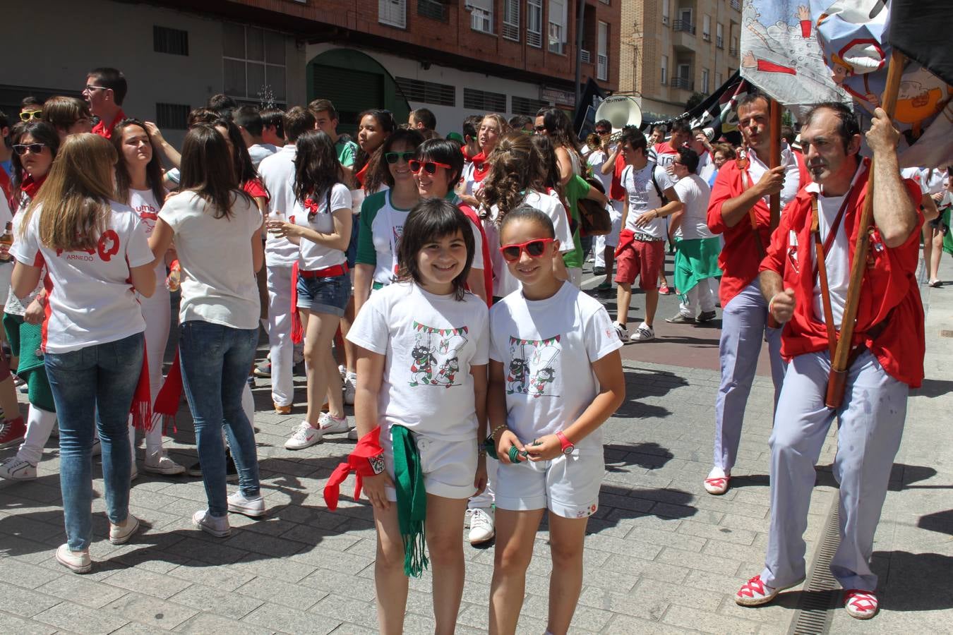 Pasacalles de la Concentración de Peñas en Arnedo