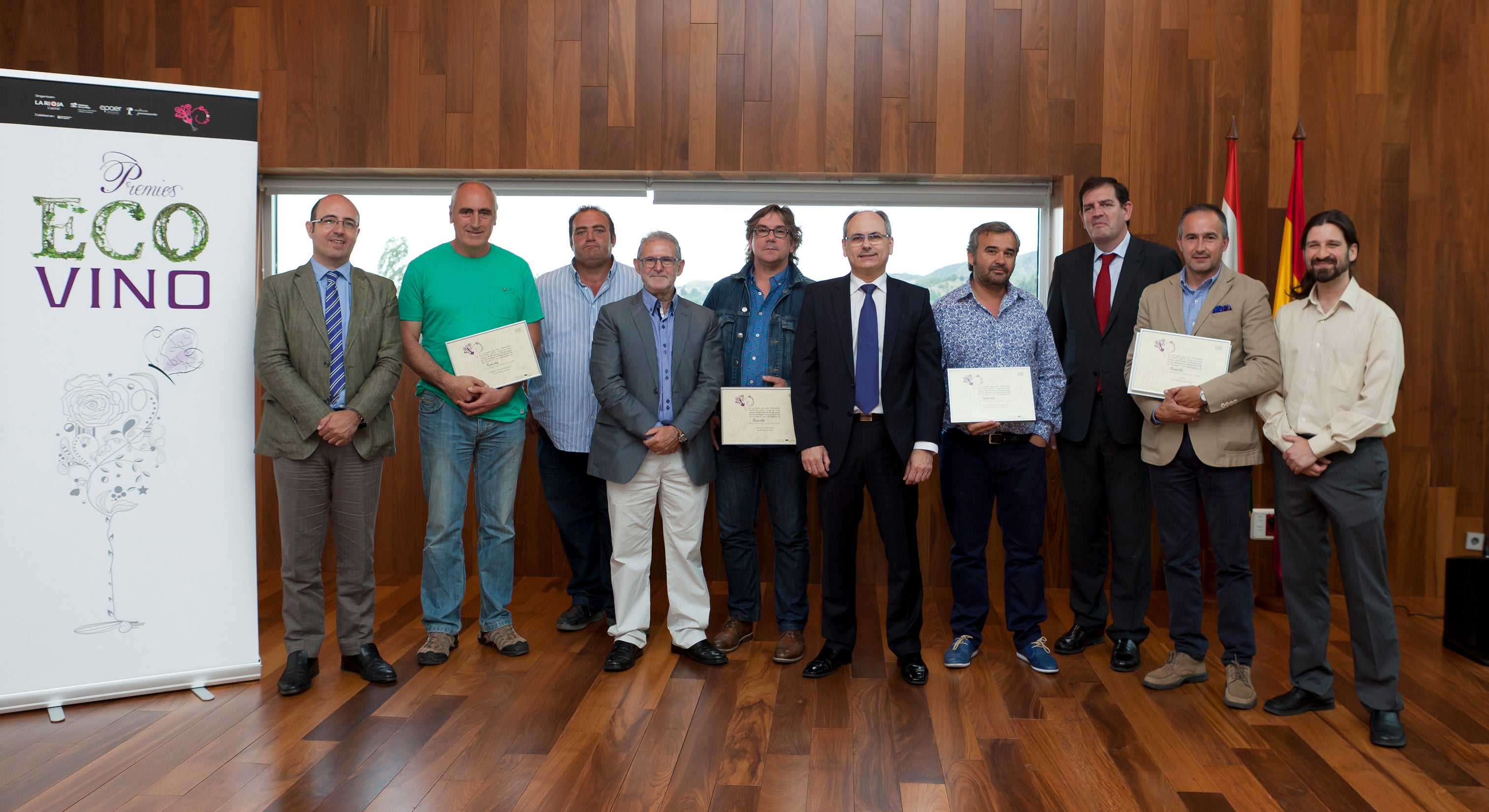 Tres &#039;Riojas&#039;, un &#039;Navarra&#039; y un &#039;Cava&#039; ganan los Grandes Ecovinos de Oro 2014