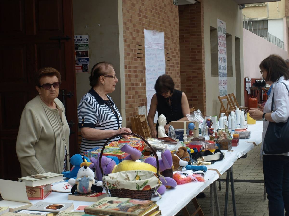 Mercadillo solidario con El Salvador