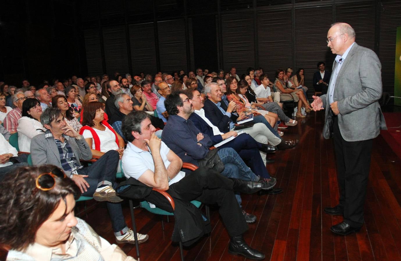Juan Ramírez presenta su libro en Logroño