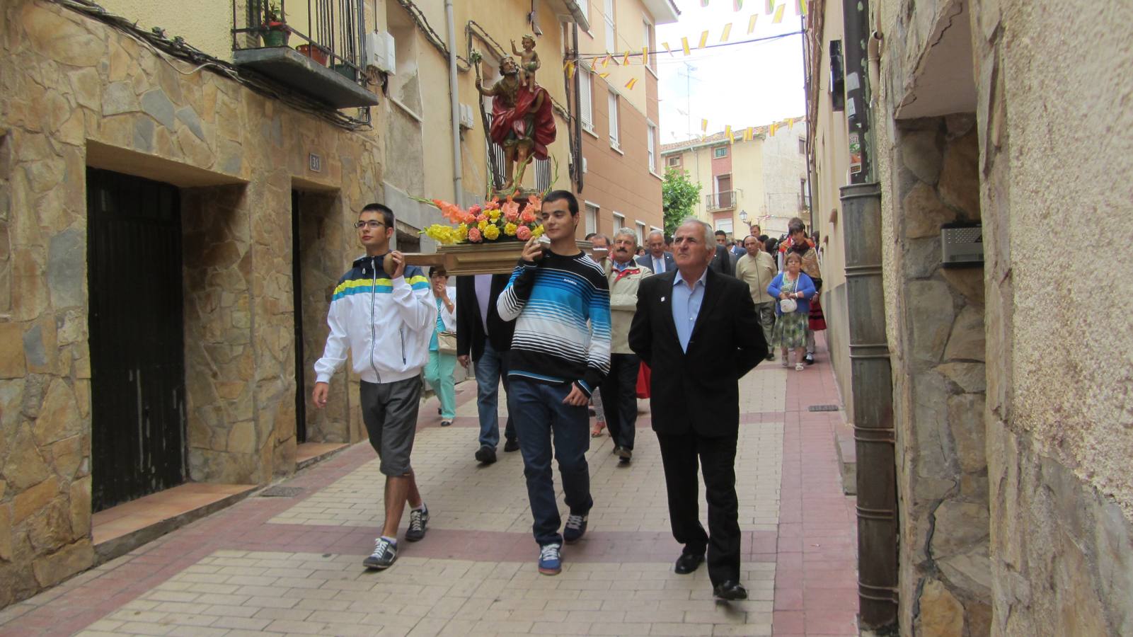 Entrena honra a San Cristobal